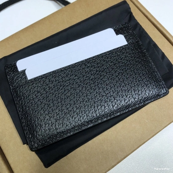 Hyperpeter case Off Grid The GUCCI card 0815